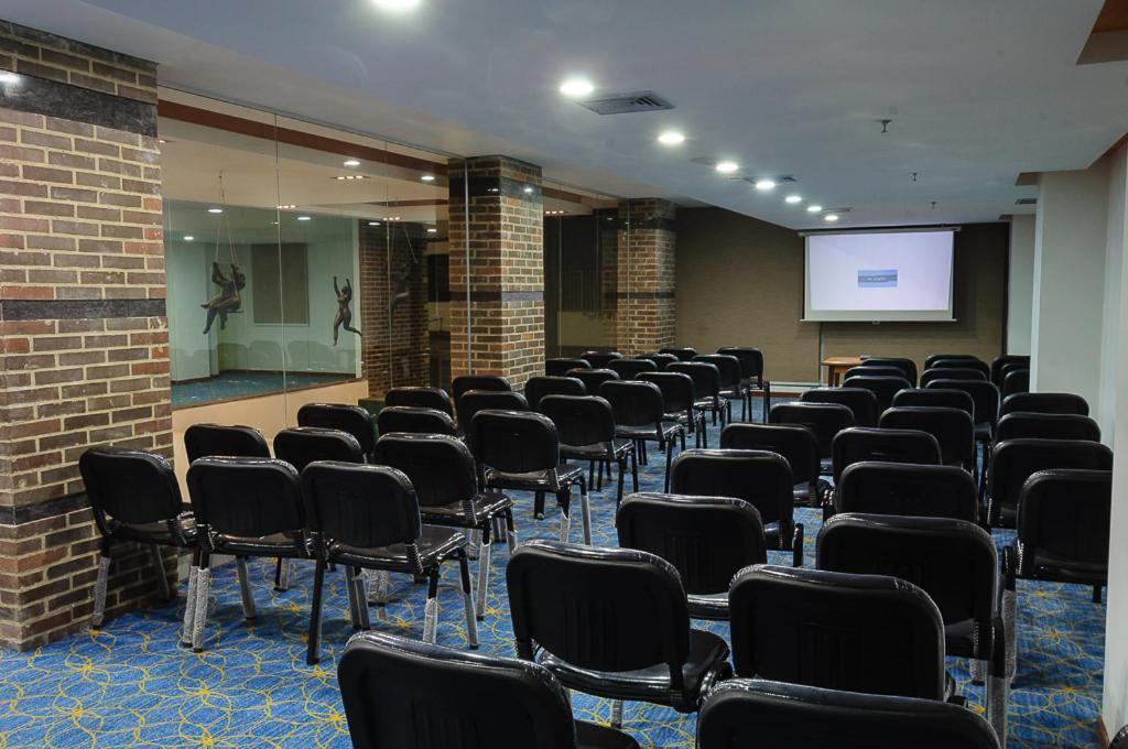 Hotel Alex Caracas Esterno foto