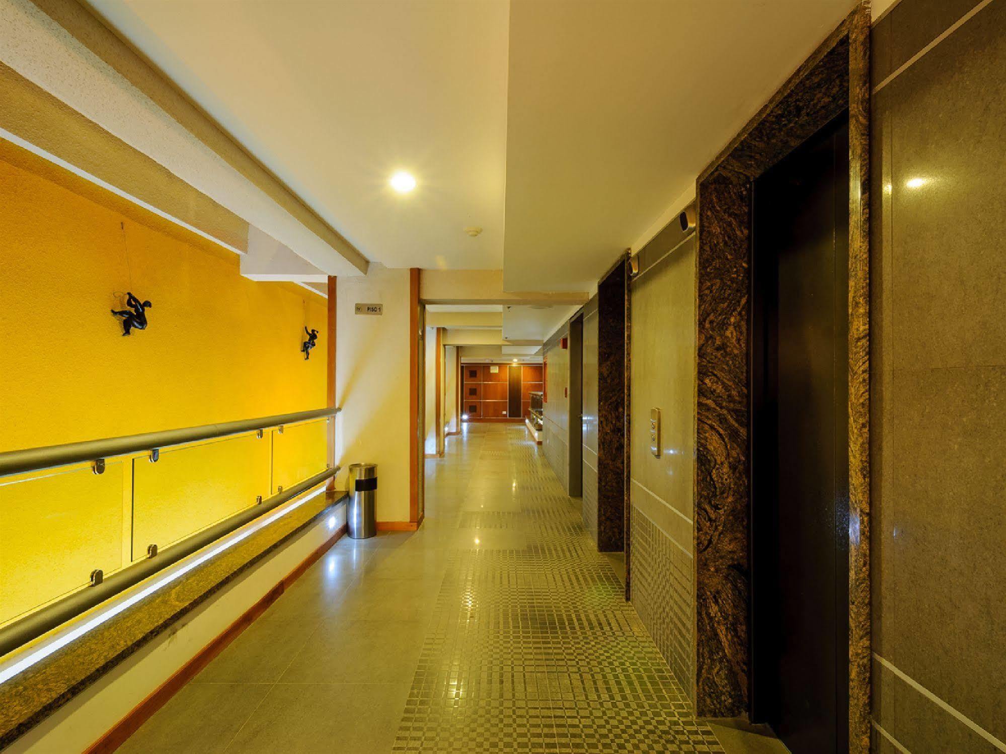 Hotel Alex Caracas Esterno foto